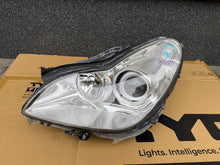 Laden Sie das Bild in den Galerie-Viewer, Frontscheinwerfer Mercedes-Benz Cls Xenon Links Scheinwerfer Headlight SCH1838274140ja