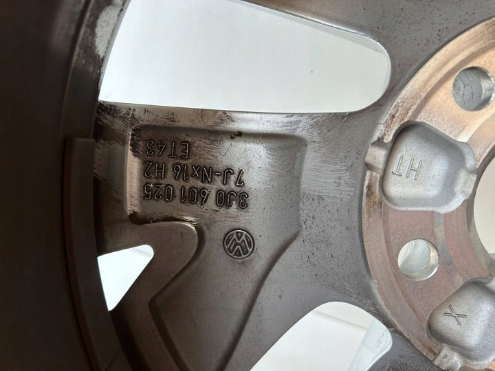 1x Alufelge 18 Zoll 8.0" 5x112 44ET 3J0601025D VW Passat Rim Wheel FEL6002270723rj