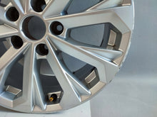 Laden Sie das Bild in den Galerie-Viewer, 1x Alufelge 17 Zoll 7.5" 5x112 38ET Glanz Silber 8W0601025L Audi A4 B9 Rim Wheel FEL8005161882lx