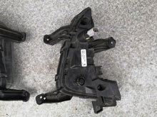 Laden Sie das Bild in den Galerie-Viewer, Frontscheinwerfer Hyundai Ioniq Ein Satz Scheinwerfer Headlight SCH8251761298pk