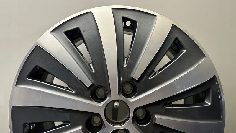 1x Alufelge 17 Zoll 6.5" 5x112 41ET Glanz Graphit 3V0601025 Mg Superb Rim Wheel