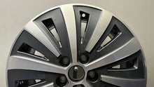 Laden Sie das Bild in den Galerie-Viewer, 1x Alufelge 17 Zoll 6.5&quot; 5x112 41ET Glanz Graphit 3V0601025 Mg Superb Rim Wheel