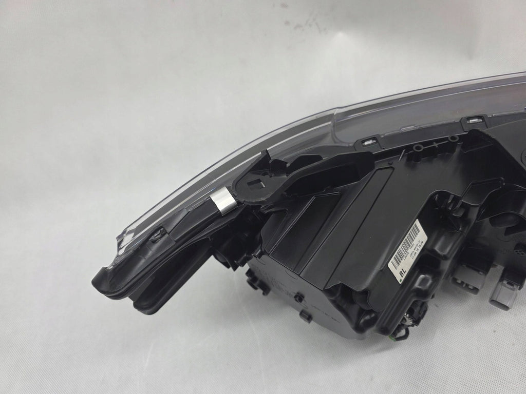 Frontscheinwerfer Mitsubishi Outlander III 8301D3-31 Full LED Rechts oder Links