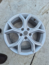 Load image into Gallery viewer, 1x Alufelge 17 Zoll 7.0" 5x114.3 35ET Glanz Silber 403006PA1A Nissan Juke FEL1780847012uy