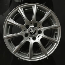 Laden Sie das Bild in den Galerie-Viewer, 4x Alufelge 16 Zoll 6.5" 5x112 38ET A2054012400 Mercedes-Benz Superb III Octavia FEL8621288660gp