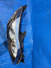 Laden Sie das Bild in den Galerie-Viewer, Frontscheinwerfer Mitsubishi Eclipse Cross I Rechts Scheinwerfer Headlight SCH1120642179uz