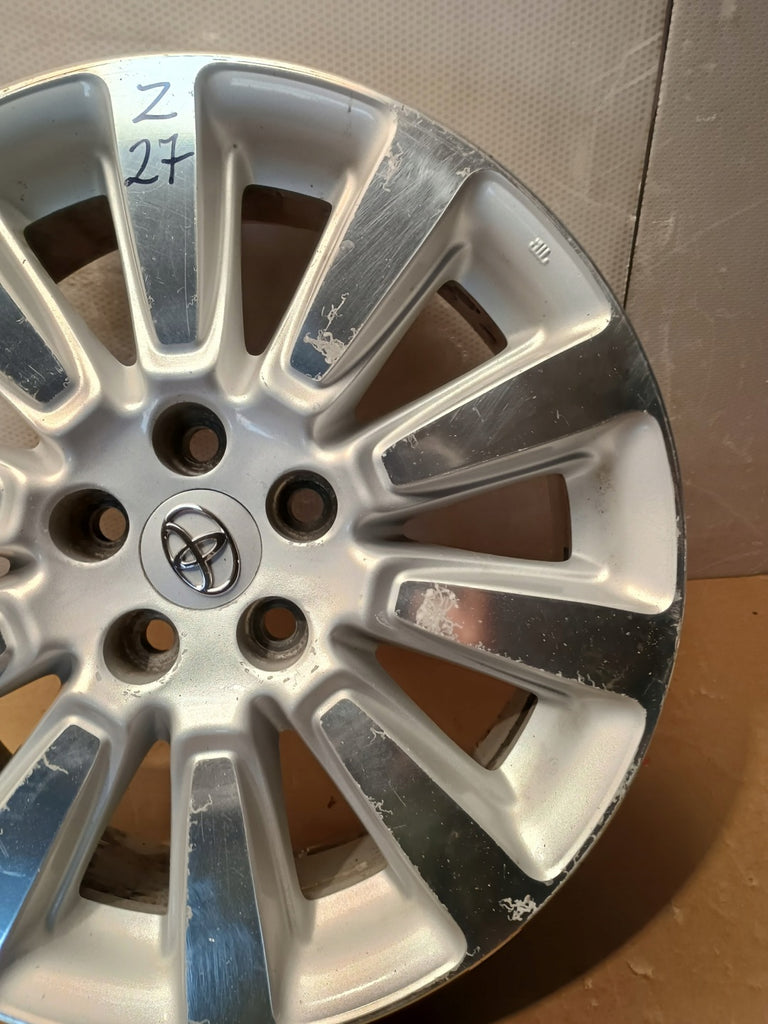 1x Alufelge 18 Zoll 7.0" 5x114.3 35ET Glanz Silber Toyota Sienna Rim Wheel FEL2780688140fm