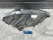 Laden Sie das Bild in den Galerie-Viewer, Frontscheinwerfer Seat Ateca 576941007B LED Links Scheinwerfer Headlight