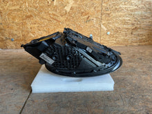 Laden Sie das Bild in den Galerie-Viewer, Frontscheinwerfer Porsche Carrera 99163113211 991631132 Xenon Rechts Headlight SCH8959071089qq