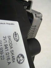 Laden Sie das Bild in den Galerie-Viewer, Frontscheinwerfer Skoda Superb III 3V1941016A Xenon Rechts Headlight