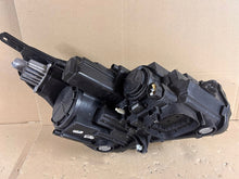 Laden Sie das Bild in den Galerie-Viewer, Frontscheinwerfer Opel Crossland X 462161423 LED Ein Stück (Rechts oder Links) SCH1028317990cy