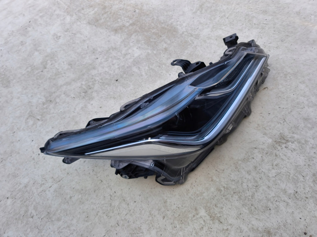 Frontscheinwerfer Toyota Corolla 81110-02T51-00 Rechts Scheinwerfer Headlight SCH1717537790ia