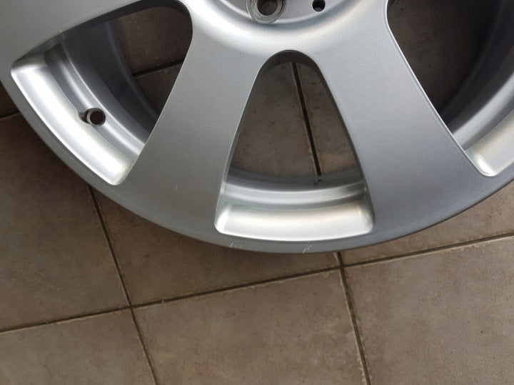 1x Alufelge 17 Zoll 7.5" 5x112 47 5ET A2044013502 Mercedes-Benz X204 Rim Wheel FEL1930305636fr