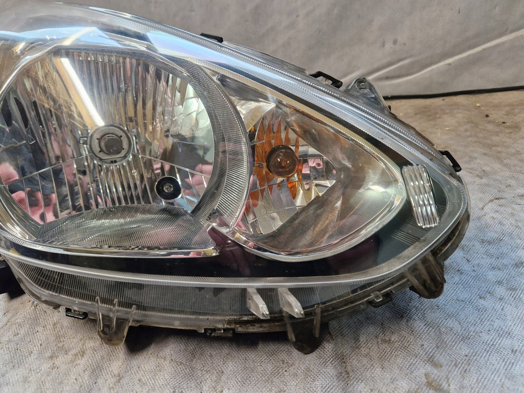 Frontscheinwerfer Mitsubishi 8301C194 Rechts Scheinwerfer Headlight SCH1795296197as