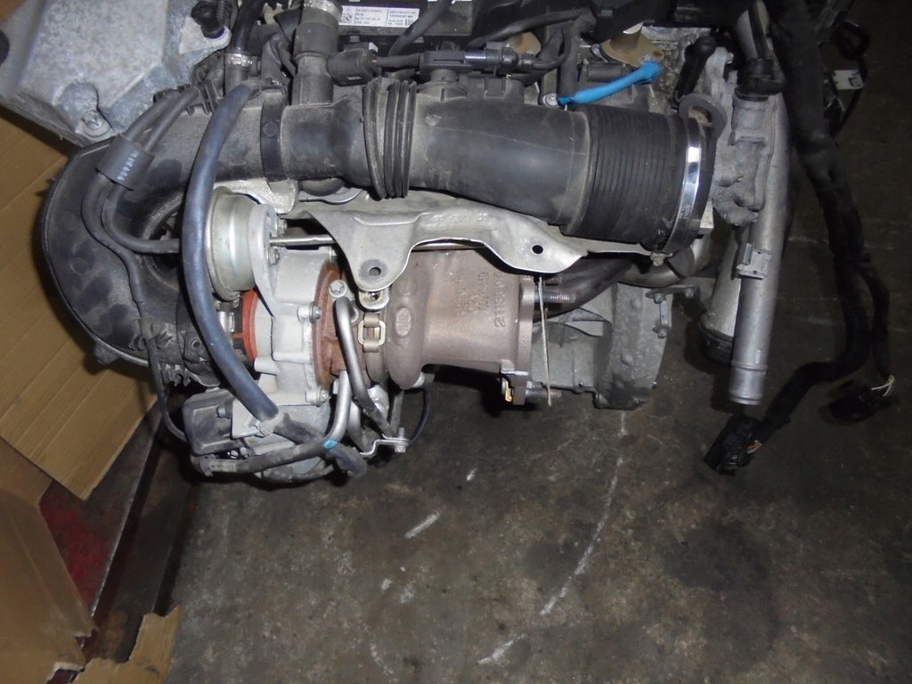 Motor Mercedes-Benz W246 A2700103902 1.6 CGI 41TKm 2016 Benzin Engine Komplett