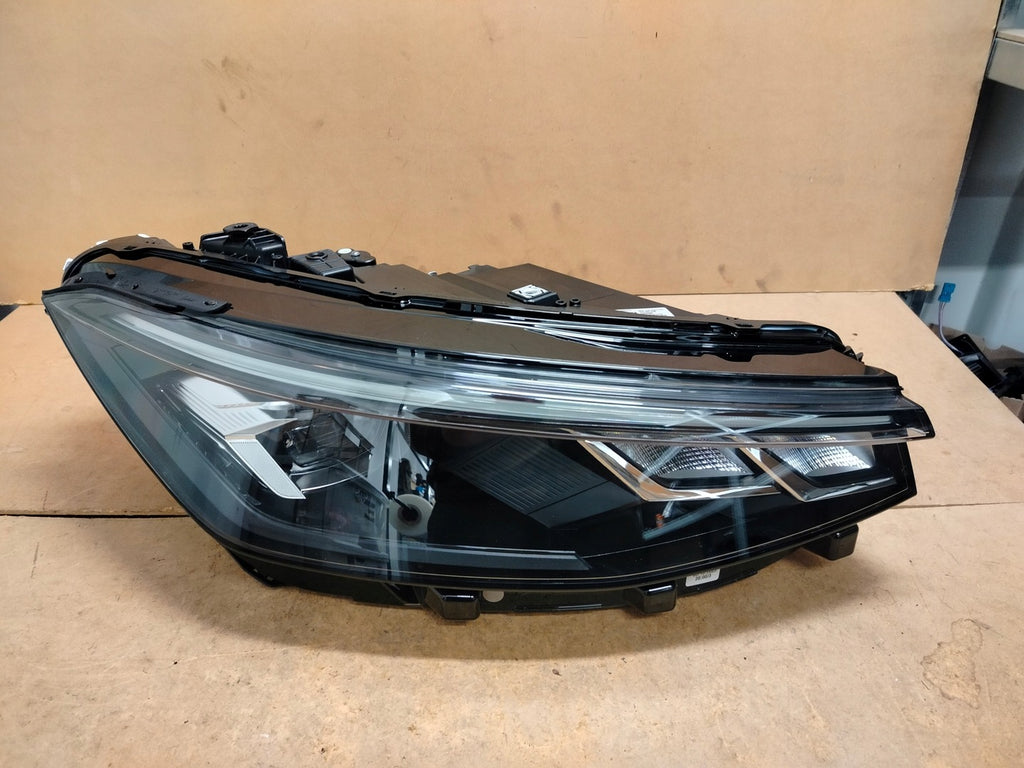 Frontscheinwerfer VW Passat 3J1941029 3J1941030 Full LED Rechts oder Links SCH3548414322um