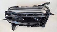 Laden Sie das Bild in den Galerie-Viewer, Frontscheinwerfer Jeep 522187210 Links Scheinwerfer Headlight SCH5656806625po