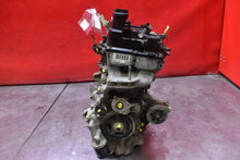 Laden Sie das Bild in den Galerie-Viewer, Motor Toyota Yaris 1KR 1.0 69PS 2019 Benzin Engine Unkomplett MOT6247236530gt