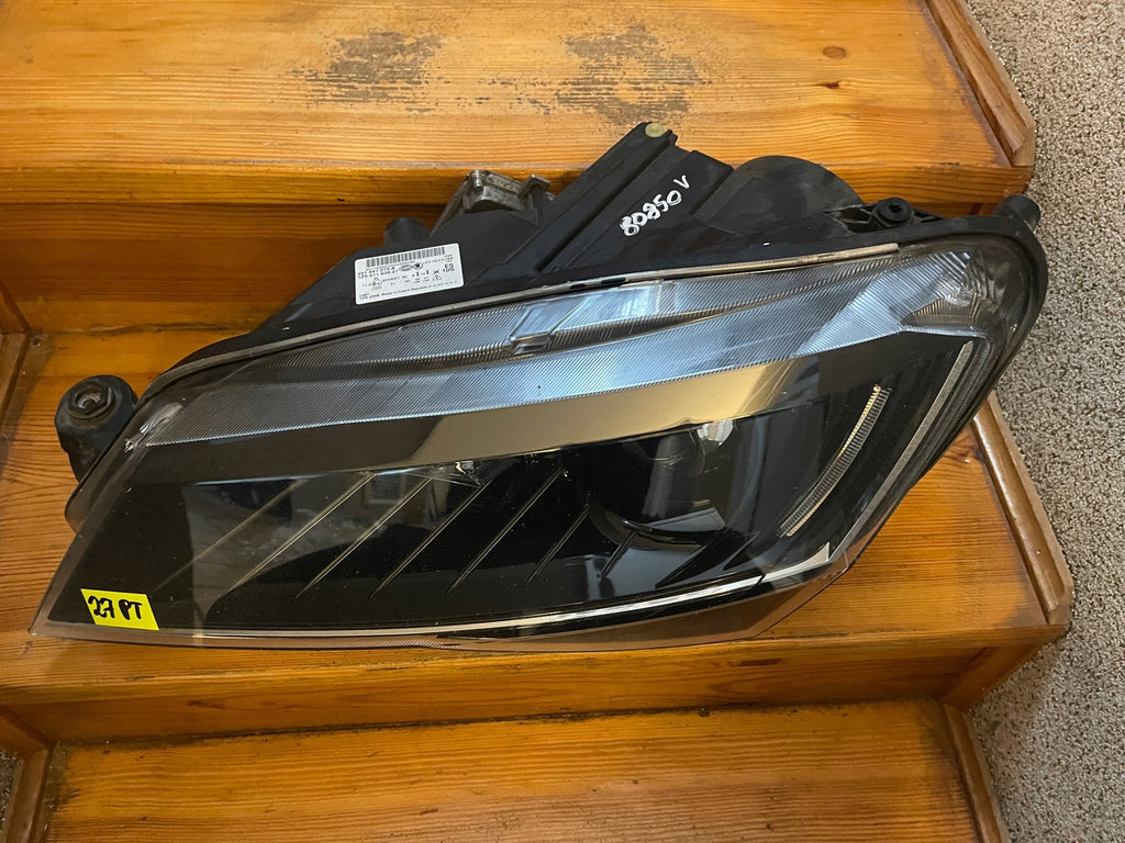 Frontscheinwerfer Skoda Superb III Links Scheinwerfer Headlight