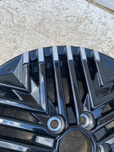 Load image into Gallery viewer, 1x Alufelge 17 Zoll 6.5&quot; 5x114.3 R337653 R887653 Nissan Leaf Rim Wheel