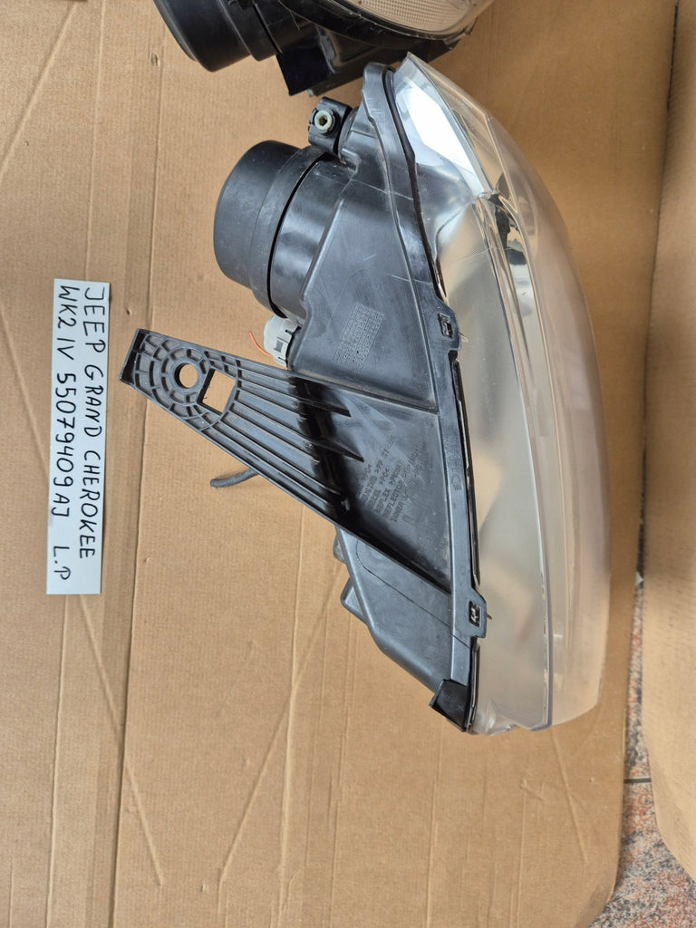 Frontscheinwerfer Jeep Grand Cherokee Wk2 55079410AG 55079409AJ Xenon Ein Satz SCH6932466379th