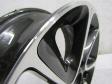 Laden Sie das Bild in den Galerie-Viewer, 1x Alufelge 17 Zoll 7.0" 5x114.3 43ET Schwarz 40300-JD017A Hyundai I30 Rim Wheel FEL2096323700xs