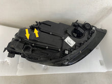 Laden Sie das Bild in den Galerie-Viewer, Frontscheinwerfer Porsche Cayenne 9Y0941033AK LED Links Scheinwerfer Headlight SCH2441420658ek