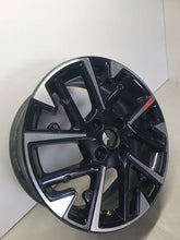 Laden Sie das Bild in den Galerie-Viewer, 1x Alufelge 17 Zoll 7.0" 4x108 32ET Glanz Schwarz 9833892680 Opel Corsa F FEL5388145638vv
