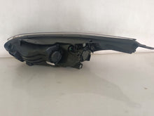 Laden Sie das Bild in den Galerie-Viewer, Frontscheinwerfer Kia Ceed 92102-J7050 Rechts Scheinwerfer Headlight SCH1856707408ef