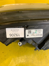 Load image into Gallery viewer, Frontscheinwerfer Dacia Sandero III 260607219R LED Links Scheinwerfer Headlight