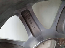 Laden Sie das Bild in den Galerie-Viewer, 1x Alufelge 16 Zoll 52910-2F500 Kia Rim Wheel FEL3522096715mt