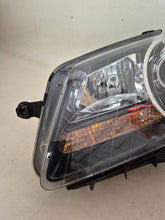 Load image into Gallery viewer, Frontscheinwerfer VW Touran CVT422 Ein Stück (Rechts oder Links) Headlight