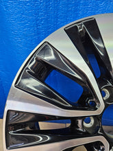 Load image into Gallery viewer, 1x Alufelge 16 Zoll 6.5&quot; 5x112 52ET A1774010000 Mercedes-Benz Cla Rim Wheel