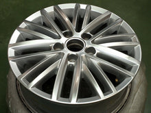 Laden Sie das Bild in den Galerie-Viewer, 1x Alufelge 16 Zoll 6.0&quot; 5x112 50ET Glanz Silber 2K5601025 VW Caddy Rim Wheel