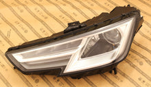 Laden Sie das Bild in den Galerie-Viewer, Frontscheinwerfer Audi A4 B9 8W0941005 Xenon Links Scheinwerfer Headlight