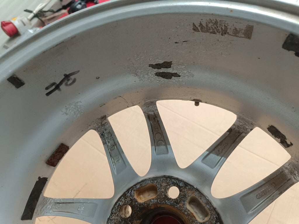 1x Alufelge 17 Zoll 7.0" 5x114.3 49ET Matt Silber KBA46325 46R7705 Rim Wheel FEL3393416831xq
