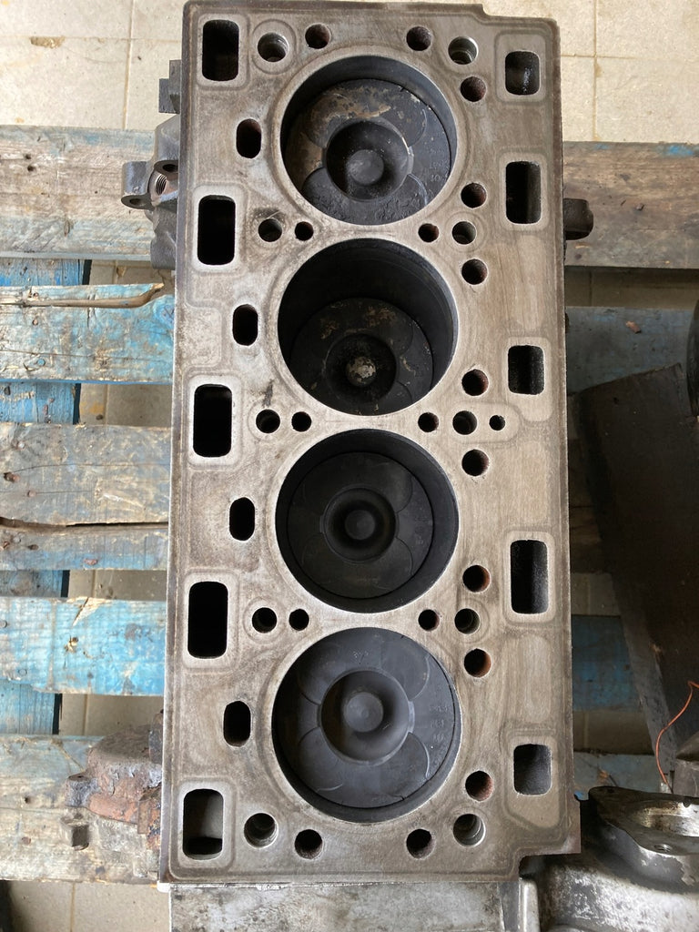 Motorblock Renault Master I G9U754 2.5 DCI Benzin Unkomplett