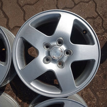 Laden Sie das Bild in den Galerie-Viewer, 4x Alufelge 15 Zoll 6.5" 5x112 Rim Wheel FEL1264073727ao