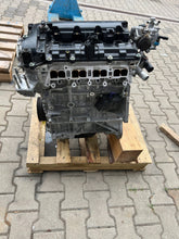 Laden Sie das Bild in den Galerie-Viewer, Motor Mazda 3 Bm PE02 2.0 46TKm 2013 Benzin Engine Unkomplett