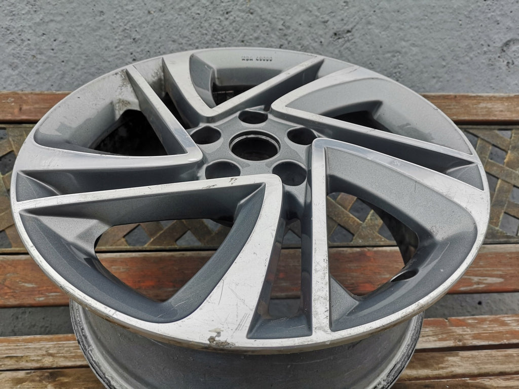 1x Alufelge 17 Zoll 7.0" 5x114.3 40ET Glanz Graphit KBA49686 Mg Kadjar Rim Wheel