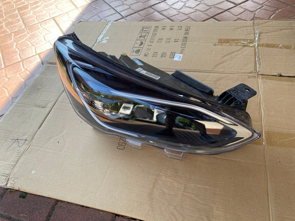 Frontscheinwerfer Ford Focus JX7B-13E016-CF LED Rechts Scheinwerfer Headlight SCH3059115602yy