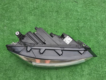 Laden Sie das Bild in den Galerie-Viewer, Frontscheinwerfer VW Touran 5TB941082A Full LED Rechts Scheinwerfer Headlight SCH5930048326so