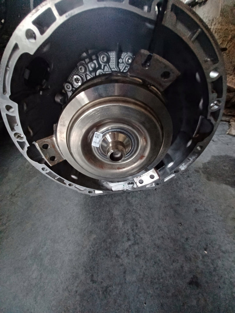 Getriebe Mercedes-Benz W205 2052704102 Automatikgetriebe Trasmissione