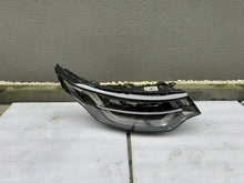 Laden Sie das Bild in den Galerie-Viewer, Frontscheinwerfer Land Rover Discovery LR118874 Full LED Ein Satz Headlight SCH3576835285ga