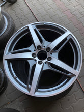 Load image into Gallery viewer, 1x Alufelge 19 Zoll 9.0&quot; 5x112 62ET A1904010100 Mercedes-Benz Amg Rim Wheel