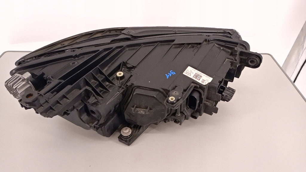 Frontscheinwerfer VW Passat B8 3G1941081P LED Ein Stück (Rechts oder Links)