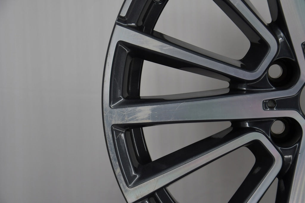 1x Alufelge 18 Zoll 8.0" 5x112 57ET Glanz Graphit 6851786 BMW 1 Mg Rim Wheel FEL7832726688rl