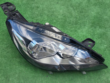 Laden Sie das Bild in den Galerie-Viewer, Frontscheinwerfer Peugeot 308 9677522980-00 Rechts Scheinwerfer Headlight SCH9368229650nk