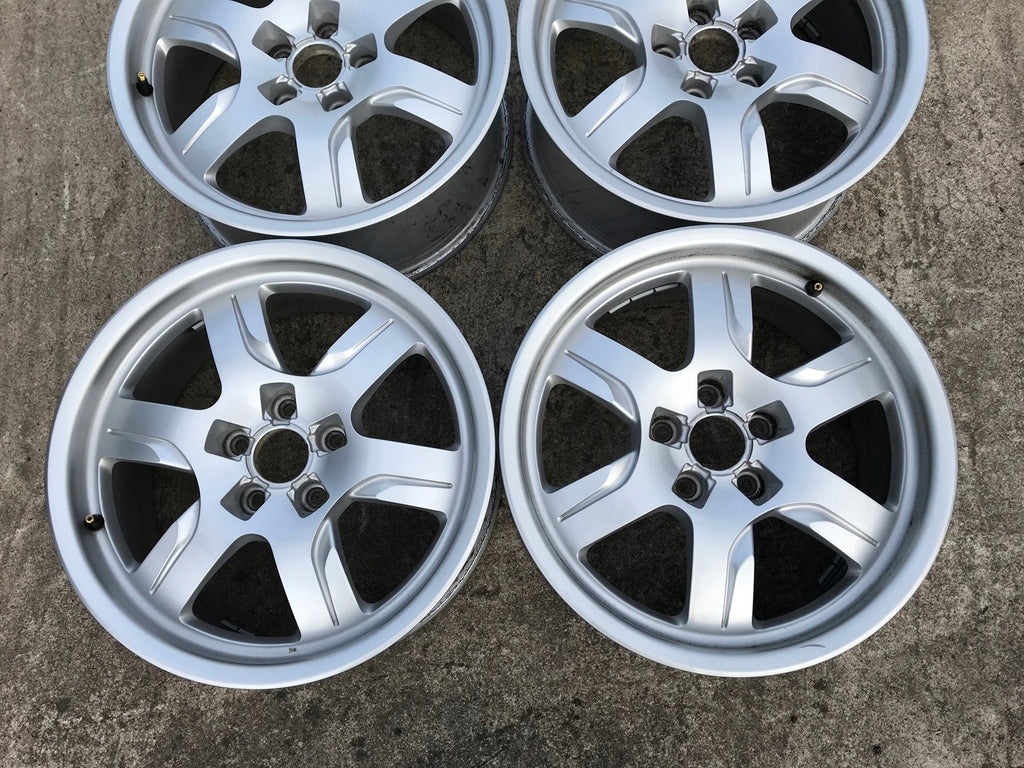 4x Alufelge 17 Zoll 7.5" 5x112 28ET Glanz Silber 8T0601025 Audi Rim Wheel