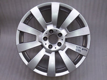 Laden Sie das Bild in den Galerie-Viewer, 1x Alufelge 19 Zoll 8.5" 5x112 52ET Glanz Silber A2044012102 Mercedes-Benz FEL4091754432lu